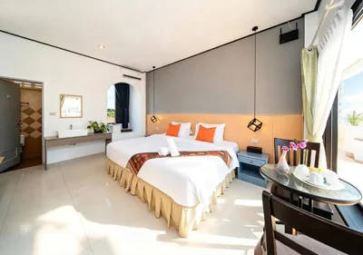 庭園の眺めを楽しめるキングルーム — Blue Carina Hotel Phuket